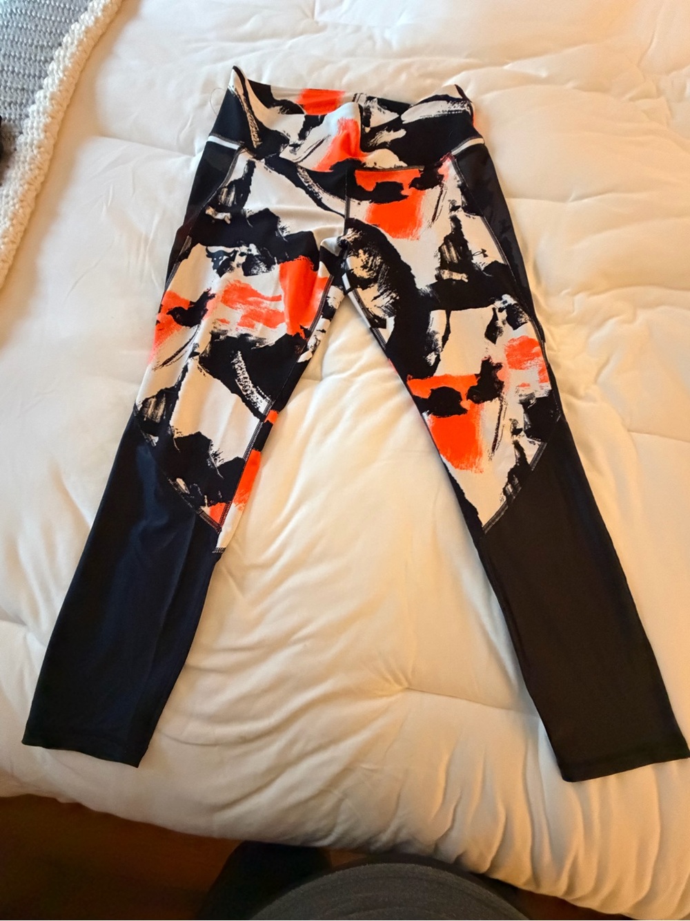 Women’s Active Printed Leggings - Black, White & Orange 3/4 length